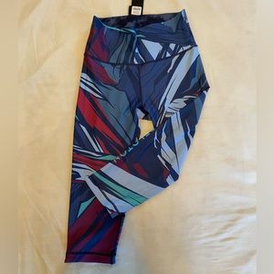 Peloton WITH Expedition High-Waist Capri Leggings
